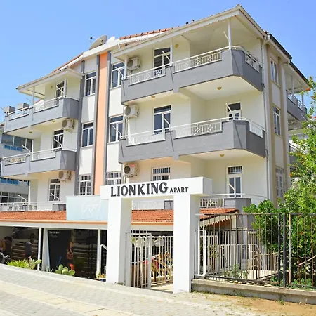 Leon Apartment *